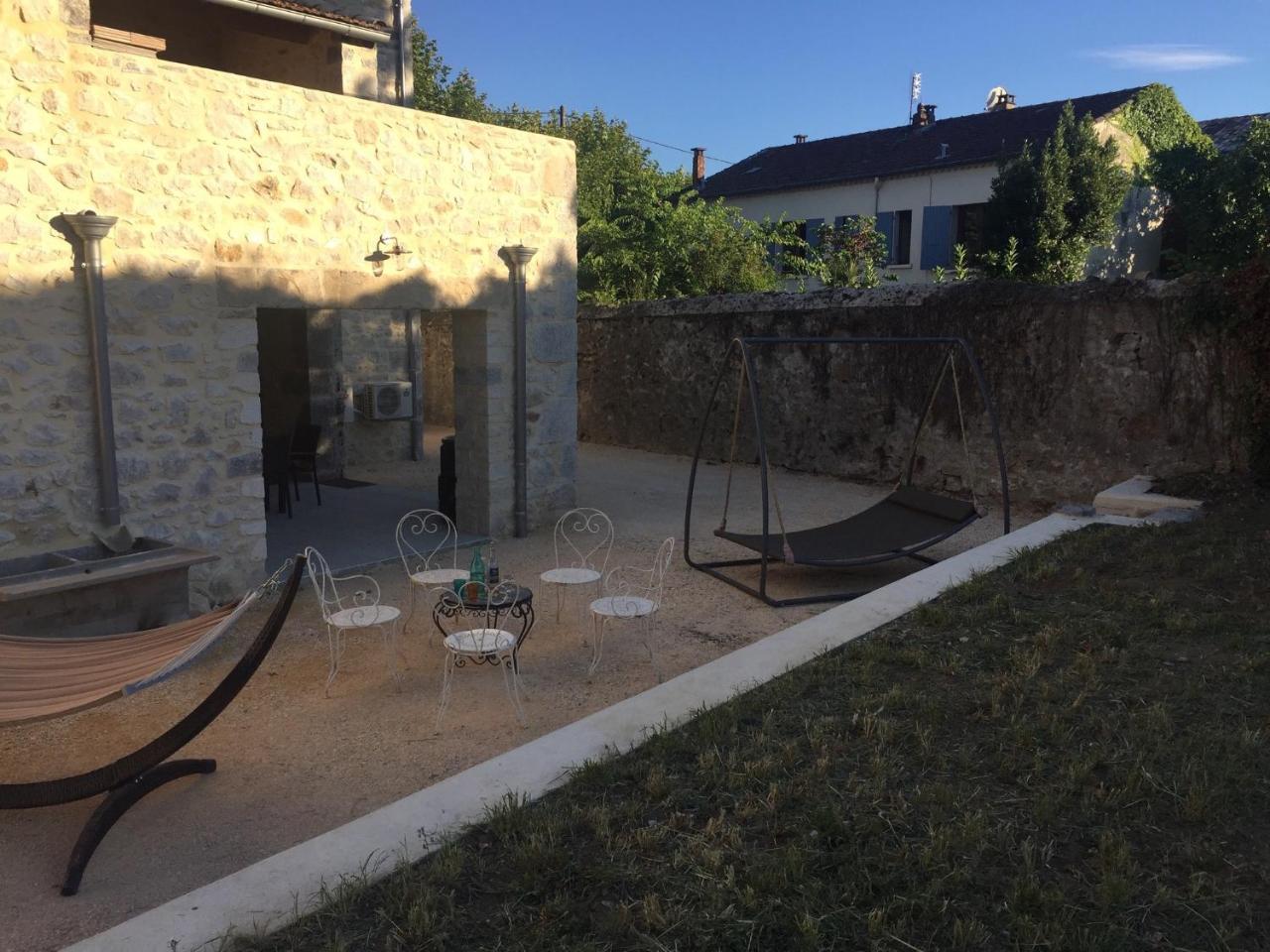 La Maison De Salavas Vallon-Pont-dʼArc Dış mekan fotoğraf